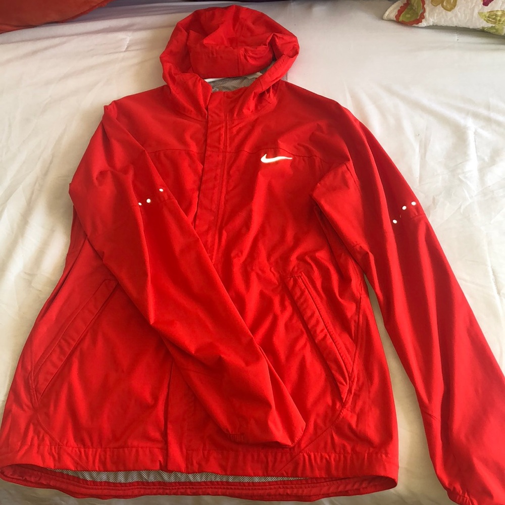 Women’s Nike Windbreaker